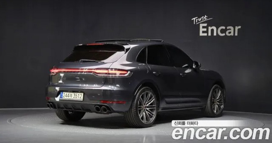 Porsche Macan 