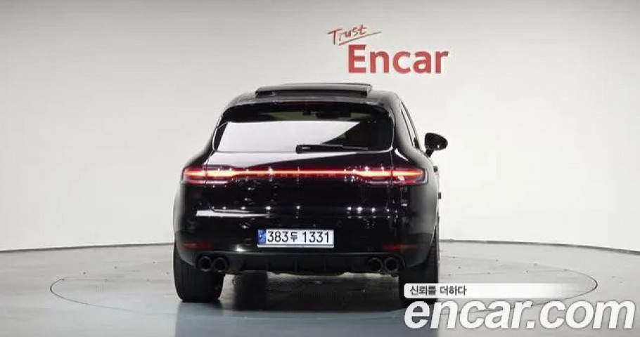 Porsche Macan 