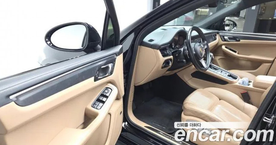 Porsche Macan 