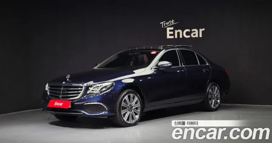 Mercedes-Benz E-Class 