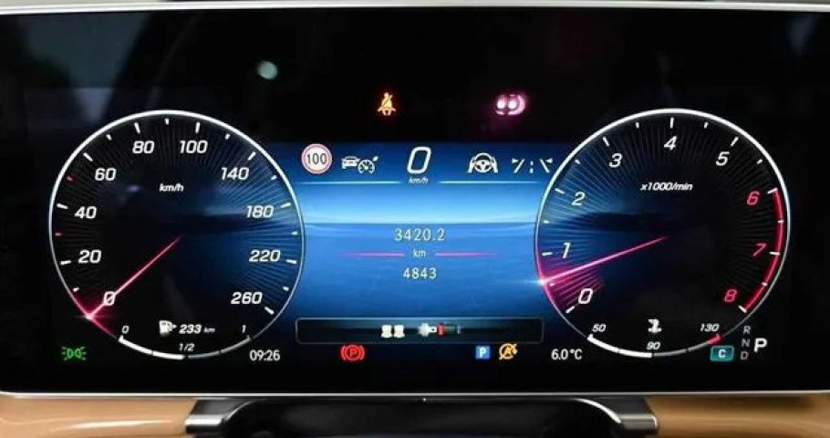 Mercedes-Benz S-Class 