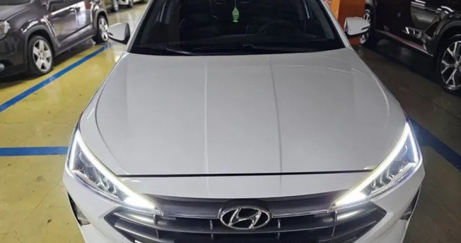 Hyundai Avante 