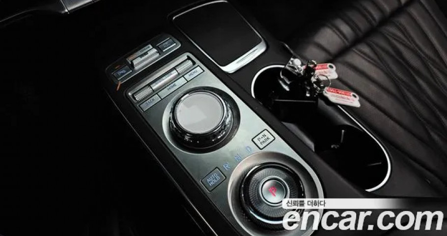 Genesis Gv70 