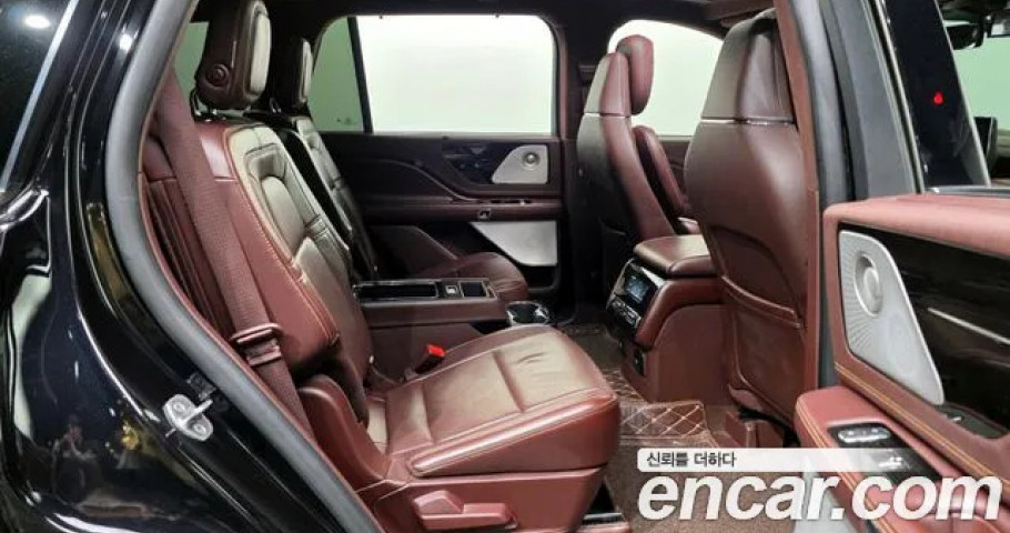 Lincoln Aviator 