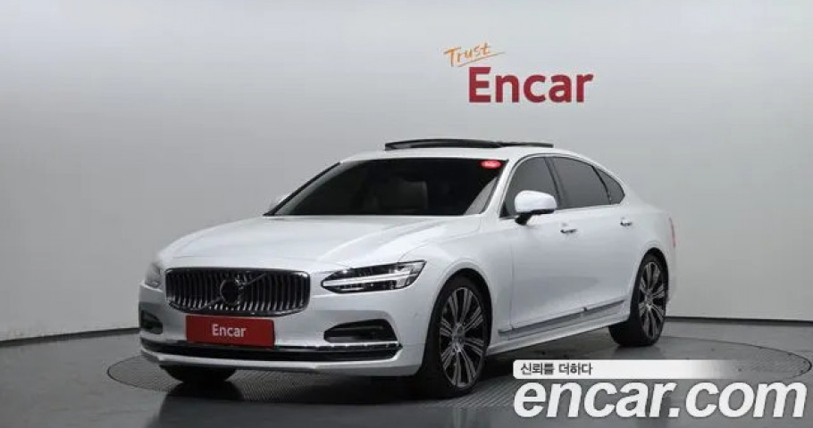 Volvo S90 