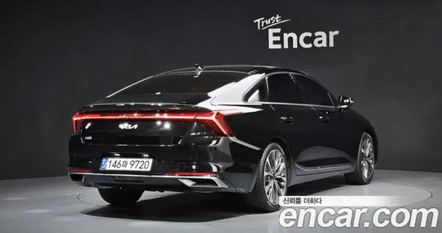 Kia K8 