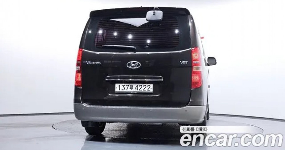 Hyundai Starex 