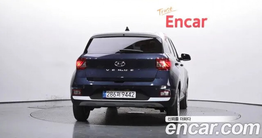 Hyundai Venue 