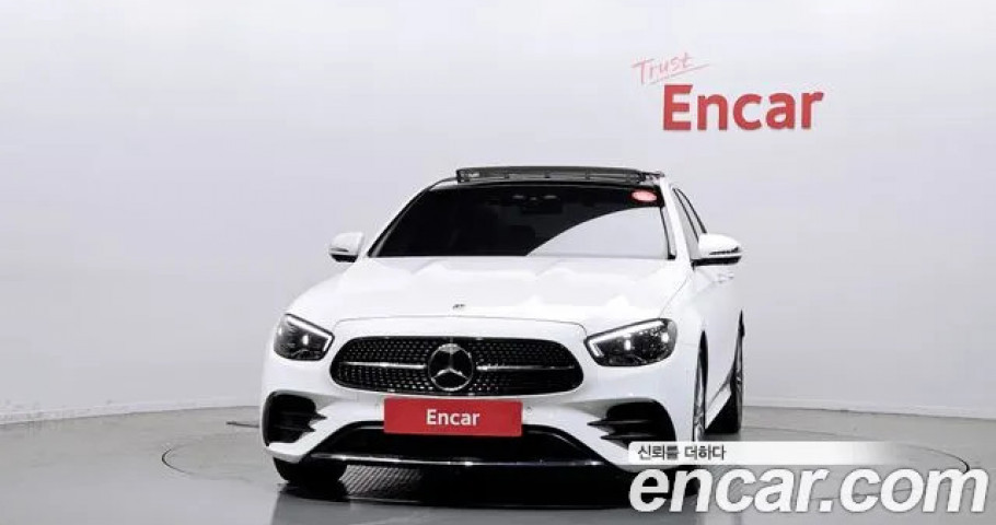 Mercedes-Benz E-Class 