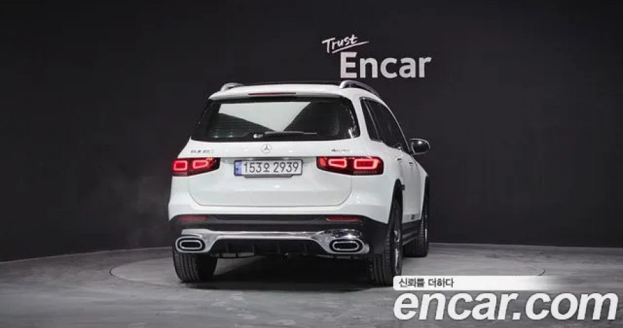 Mercedes-Benz Glb-Class 