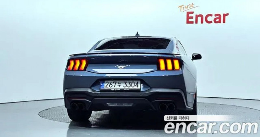 Ford Mustang 