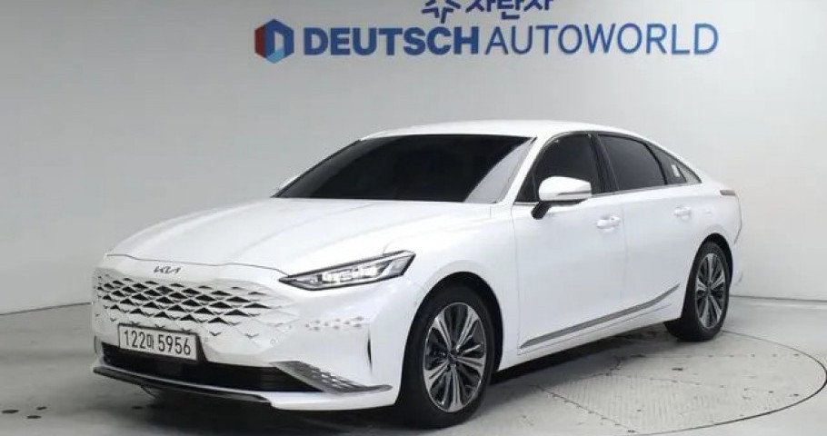 Kia K8 