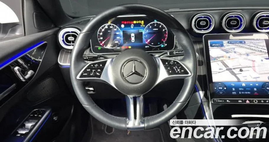 Mercedes-Benz C-Class 