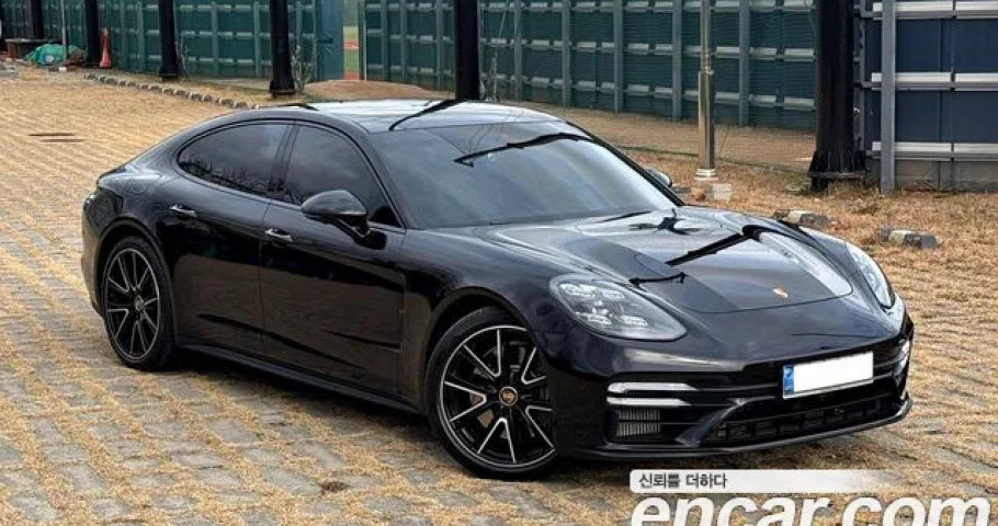 Porsche Panamera 