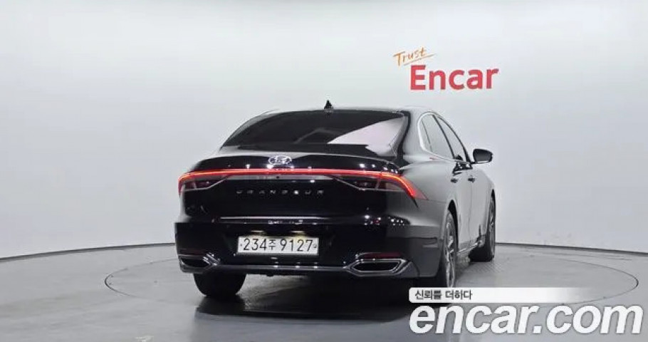 Hyundai Grandeur 