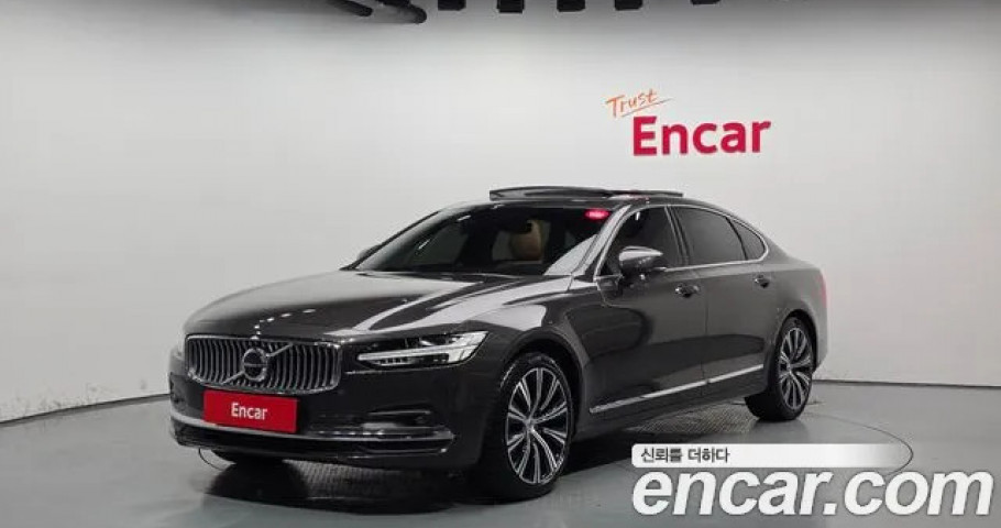 Volvo S90 