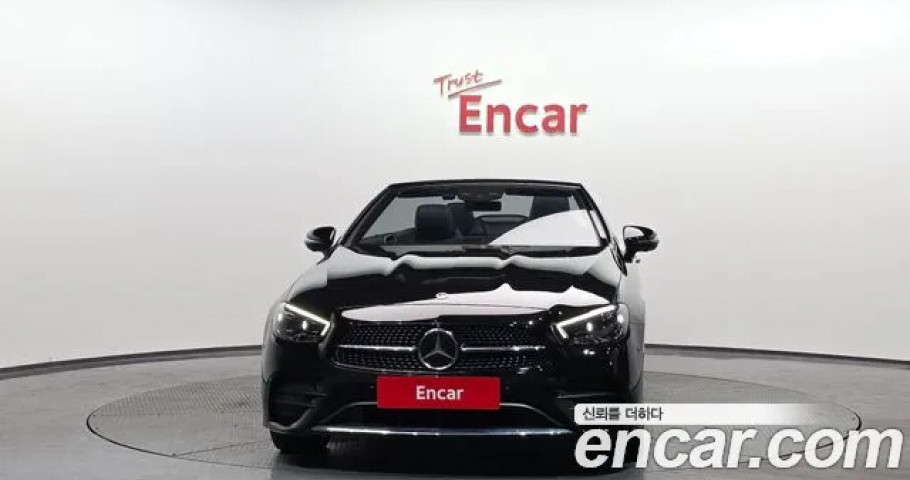 Mercedes-Benz E-Class 