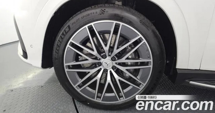 Mercedes-Benz GLE-Class 