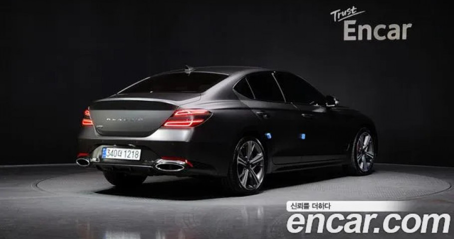 Genesis G70 