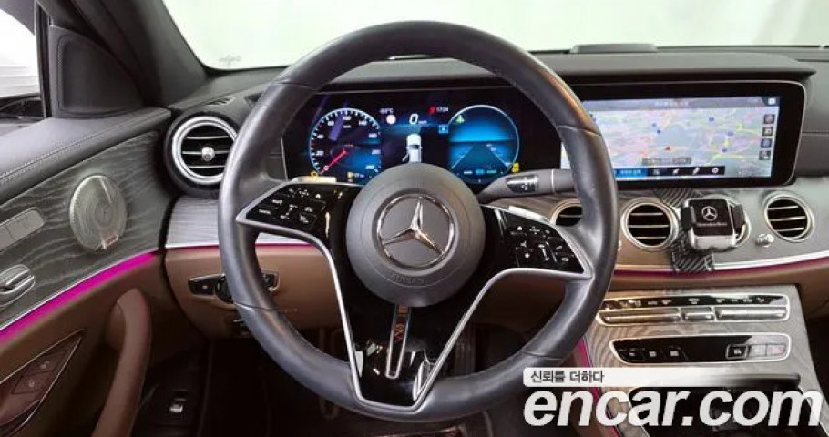 Mercedes-Benz E-Class 