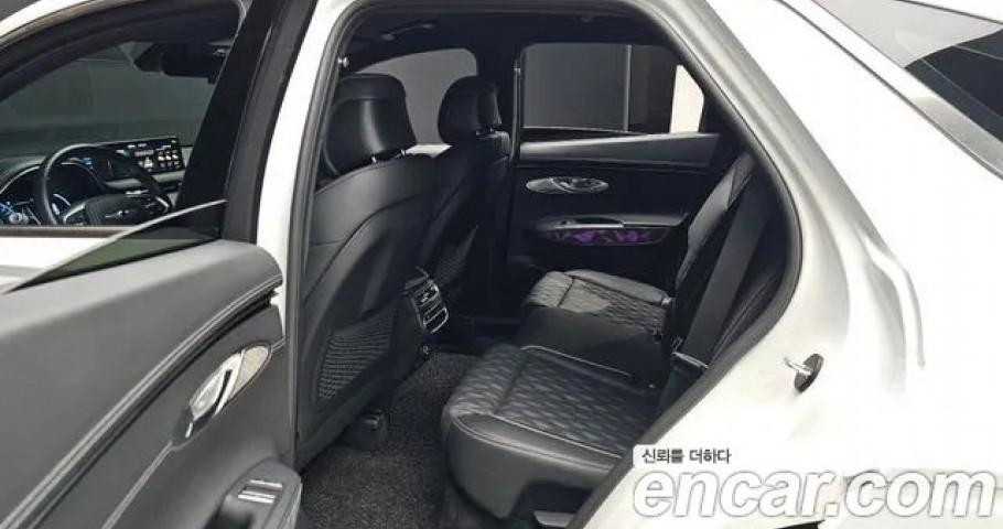 Genesis Gv70 