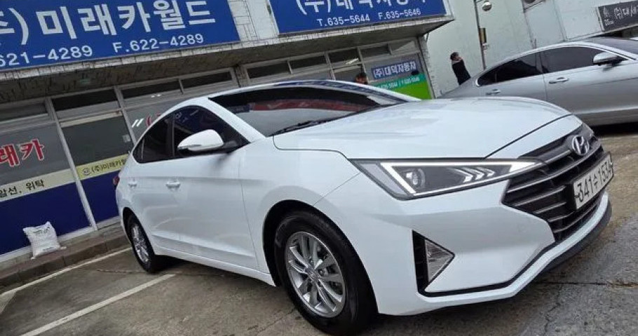 Hyundai Avante 