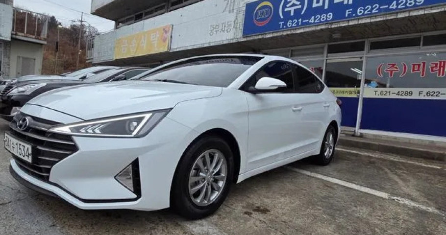 Hyundai Avante 
