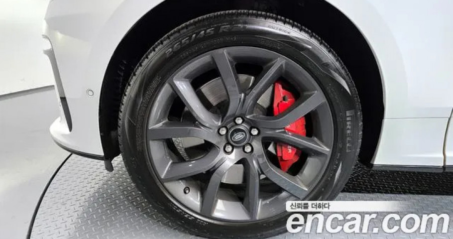 Land Rover Range Rover Velar 