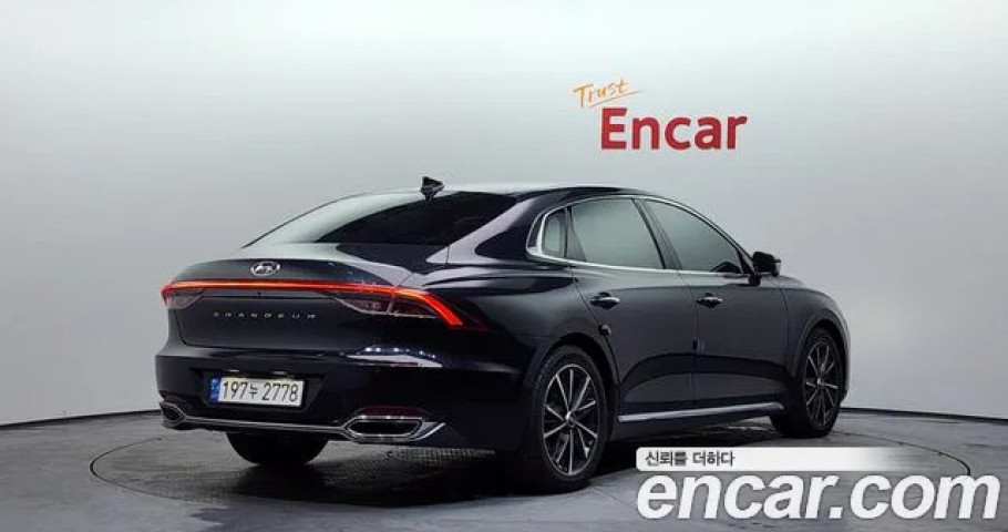 Hyundai Grandeur 