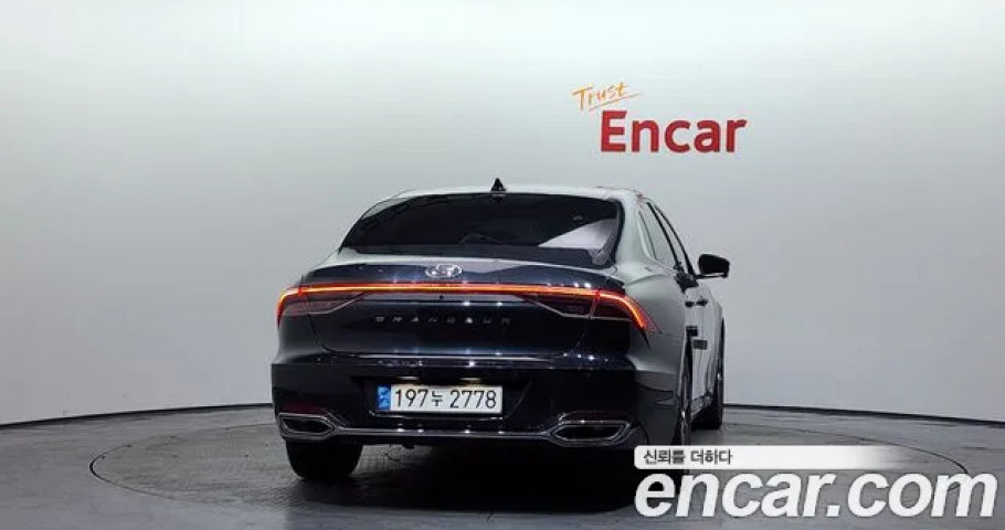 Hyundai Grandeur 