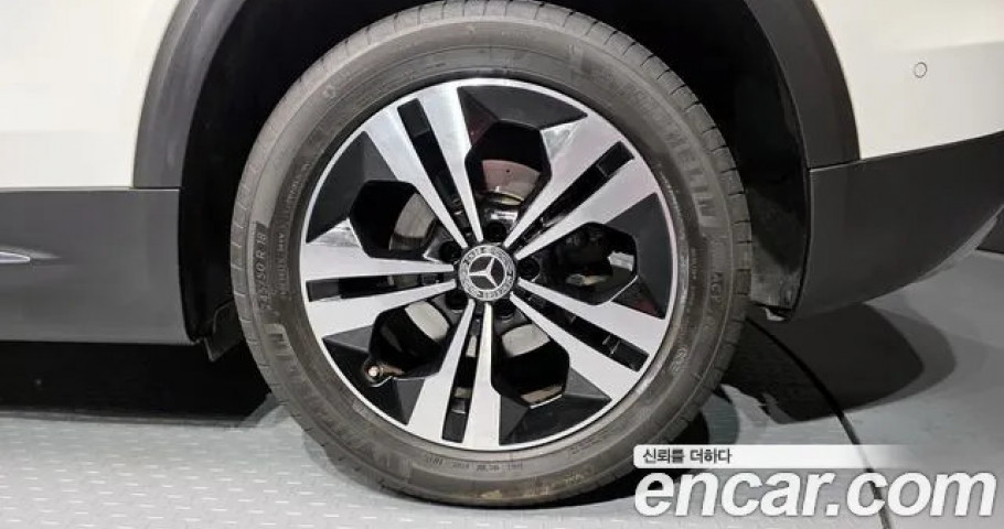 Mercedes-Benz Glb-Class 