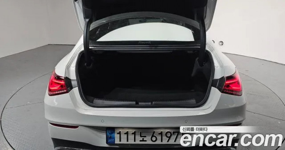 Mercedes-Benz Cla-Class 