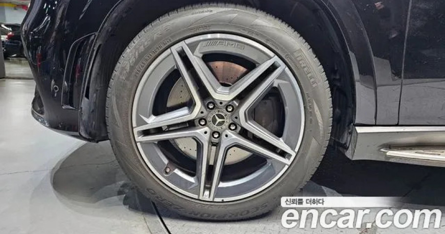 Mercedes-Benz Gls-Class 