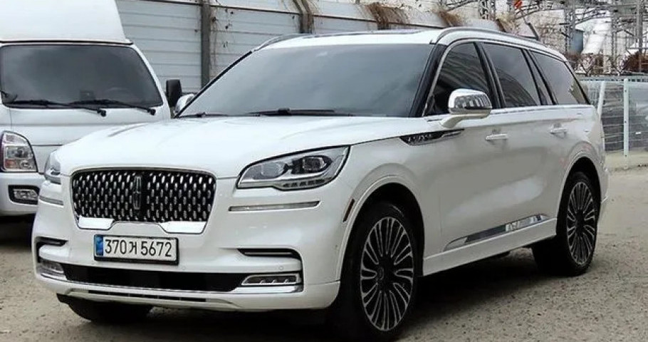 Lincoln Aviator 