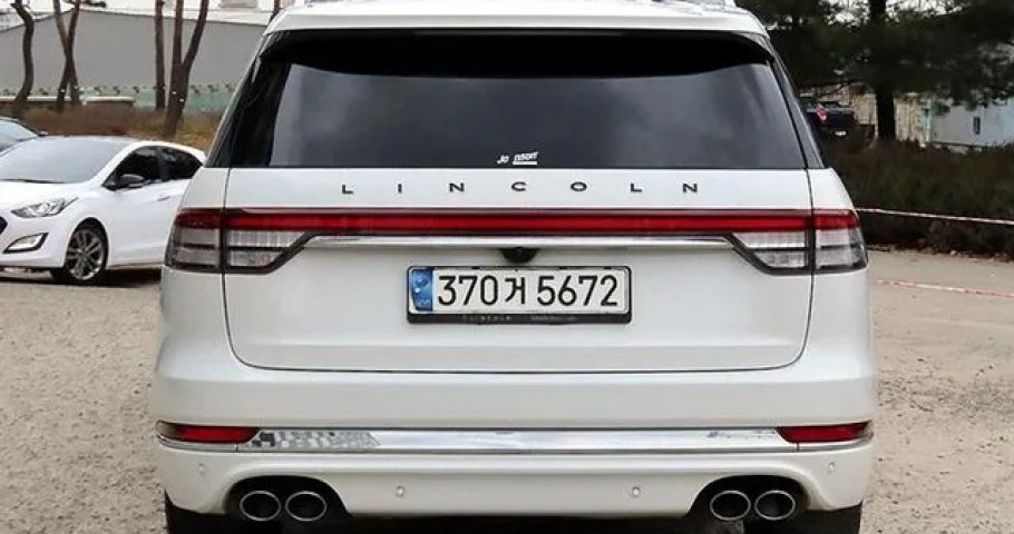 Lincoln Aviator 