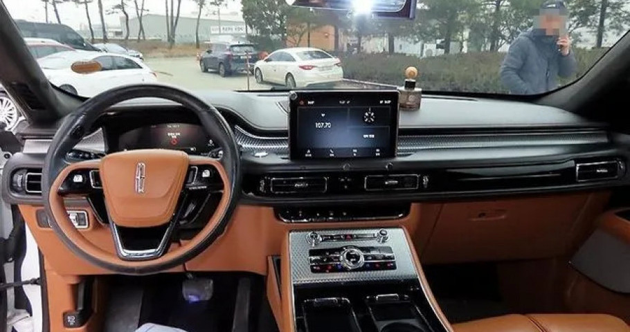 Lincoln Aviator 