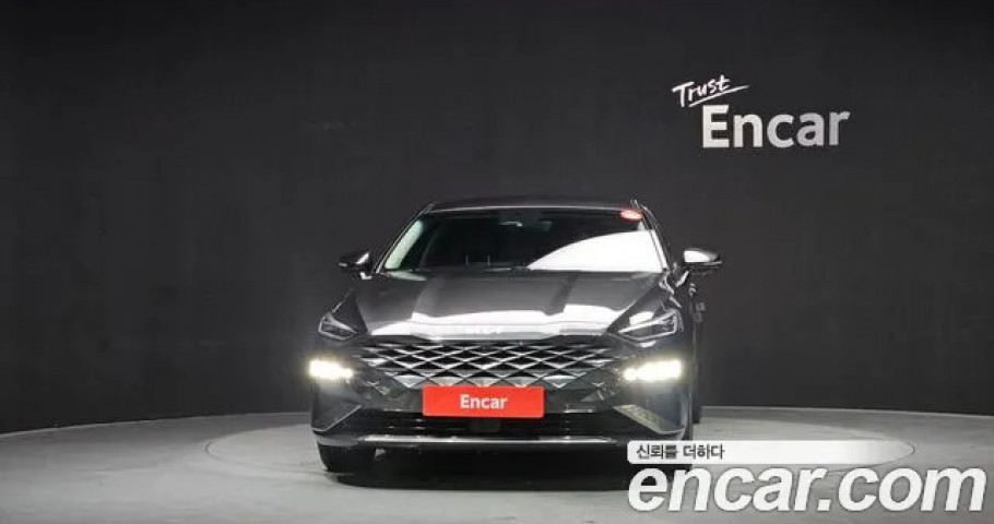 Kia K8 