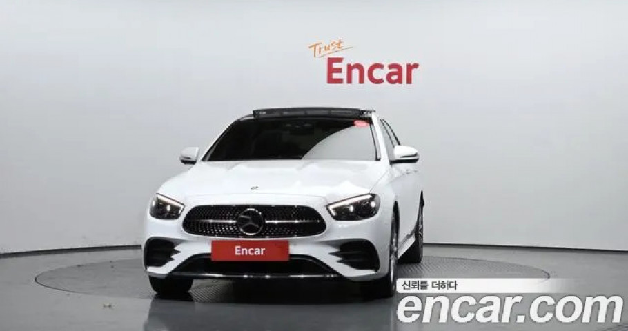 Mercedes-Benz E-Class 