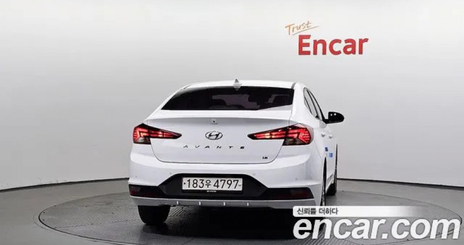 Hyundai Avante (Elantra) 