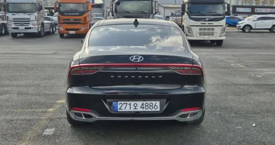 Hyundai Grandeur 