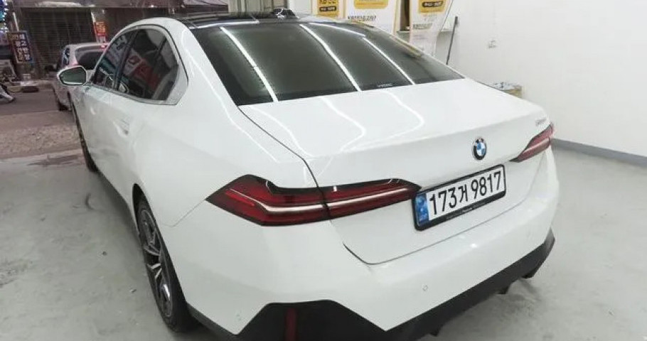 Bmw 5-Series 