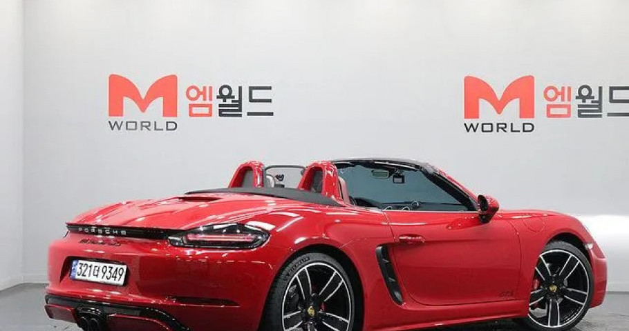 Porsche 718 