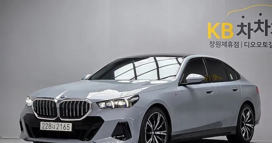 Bmw 5-Series 