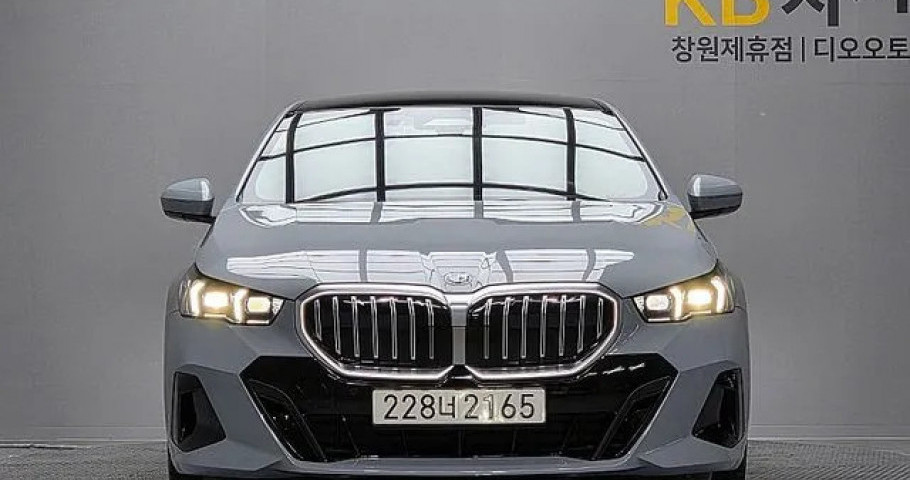Bmw 5-Series 