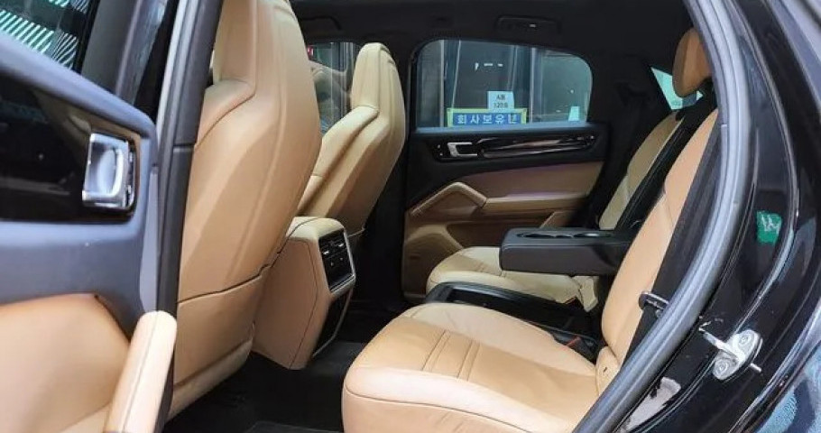 Porsche Cayenne 