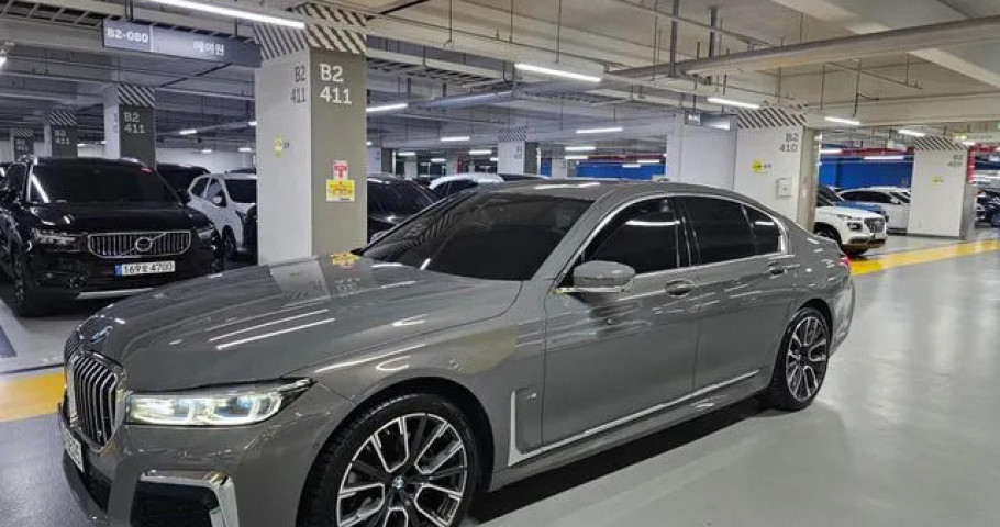 Bmw 7-Series 