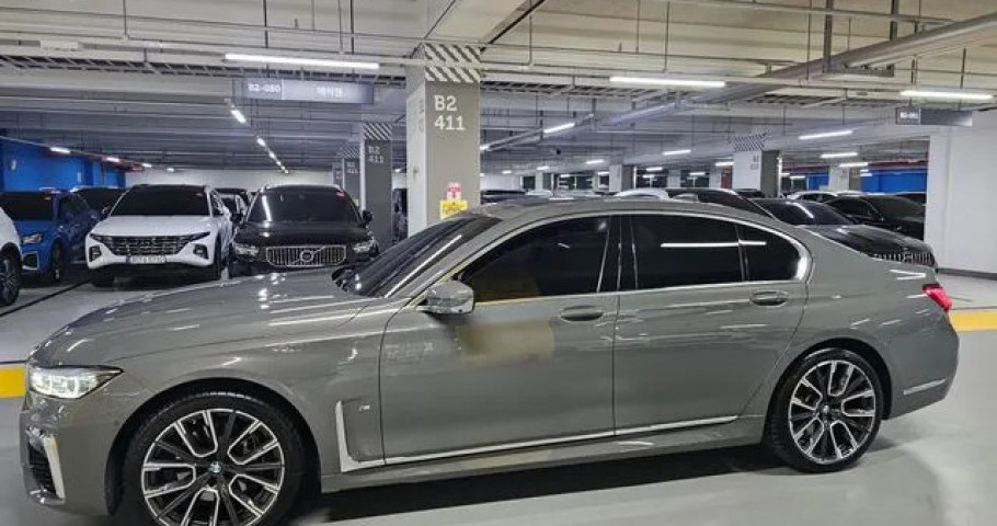 Bmw 7-Series 