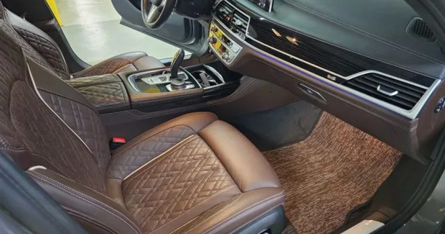 Bmw 7-Series 