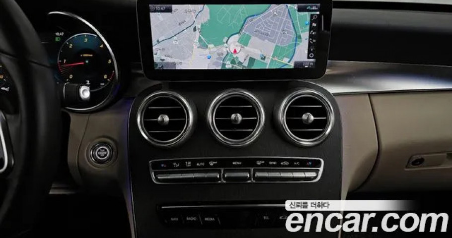 Mercedes-Benz C-Class 