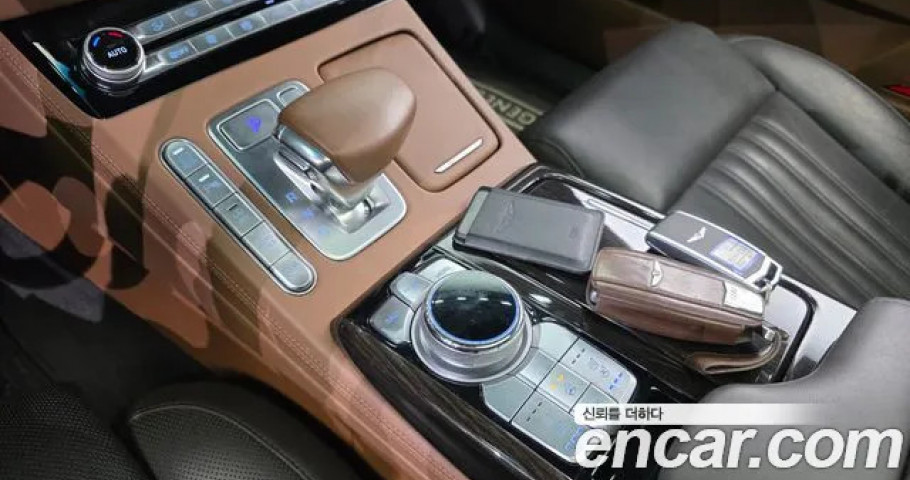 Genesis G90 